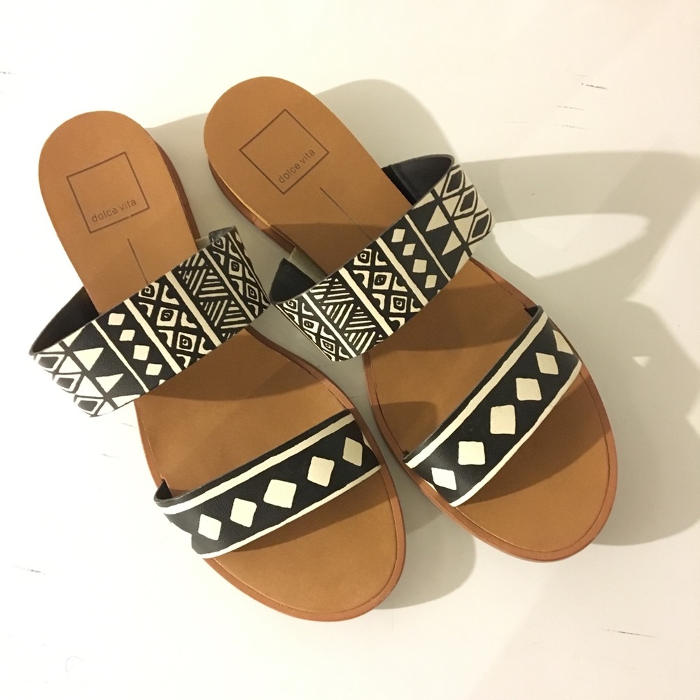 Dolce Vita B + W Graphic Strappy Sandals